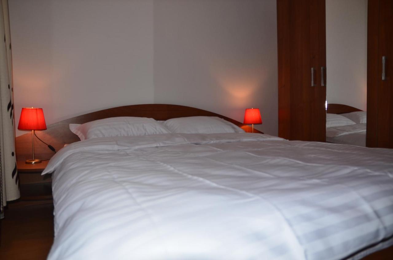 Cazare Medias, Apartament Modern Dış mekan fotoğraf
